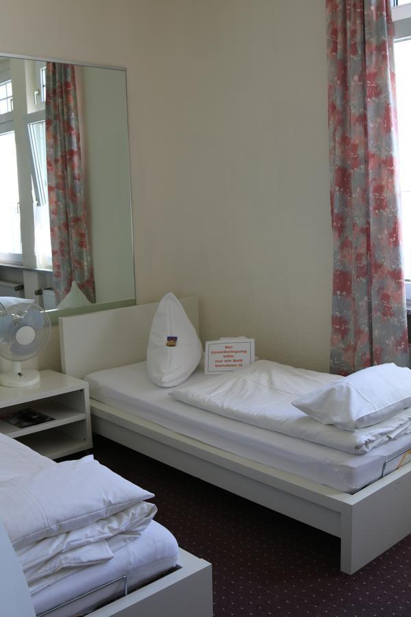 Hotel Moerser Hof エクステリア 写真