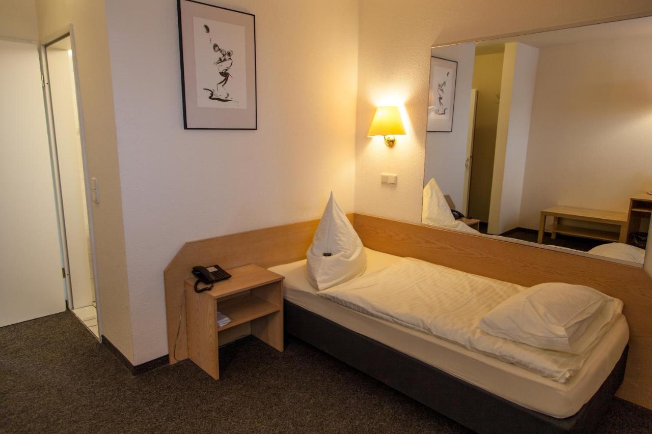 Hotel Moerser Hof エクステリア 写真
