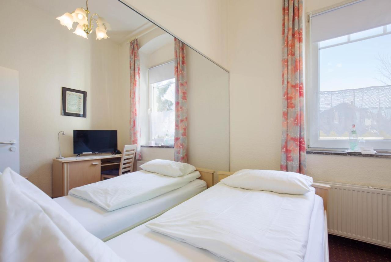 Hotel Moerser Hof エクステリア 写真